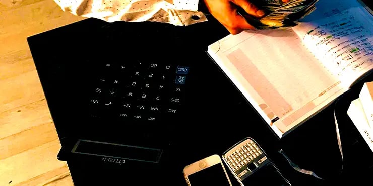 Compare minimum deposit requirements for first-home buyers and property investors in NZ. Understand LVR rules, lending restrictions, and how much you really need.